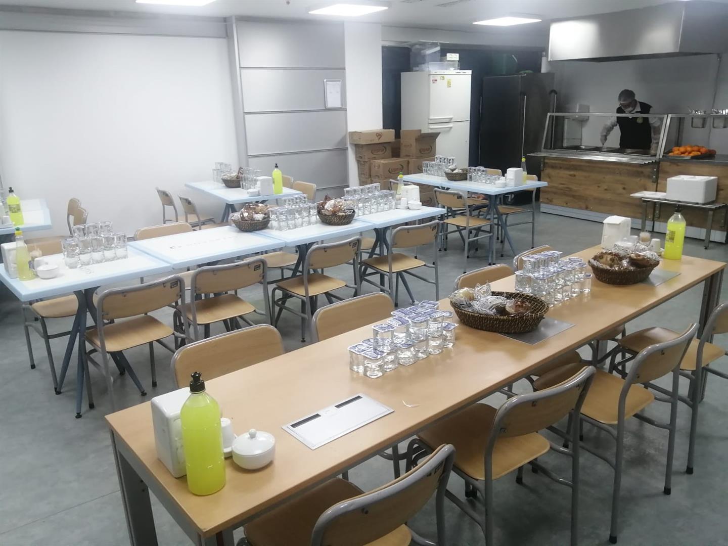 AUZEF (Maslak) Personel Yemekhanesi