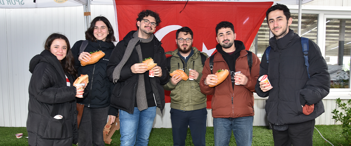 İstanbul Üniversitesi Yöresel Lezzetler Festivali, Mersin Günleri ile Devam Ediyor!
