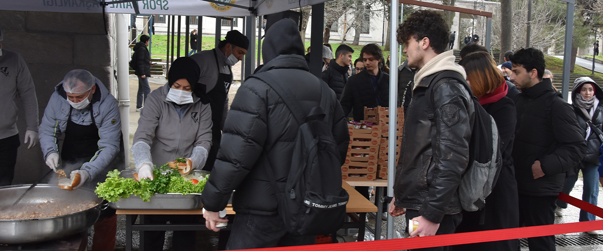 İstanbul Üniversitesi Yöresel Lezzetler Festivali, Mersin Günleri ile Devam Ediyor!
