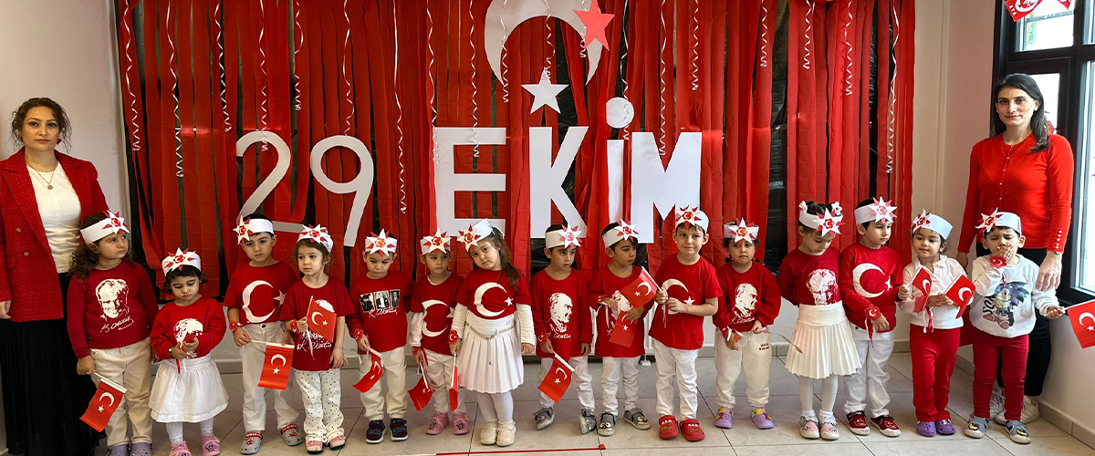Cumhuriyet Bayramı Coşkusu Kreşlerimizde Yaşandı